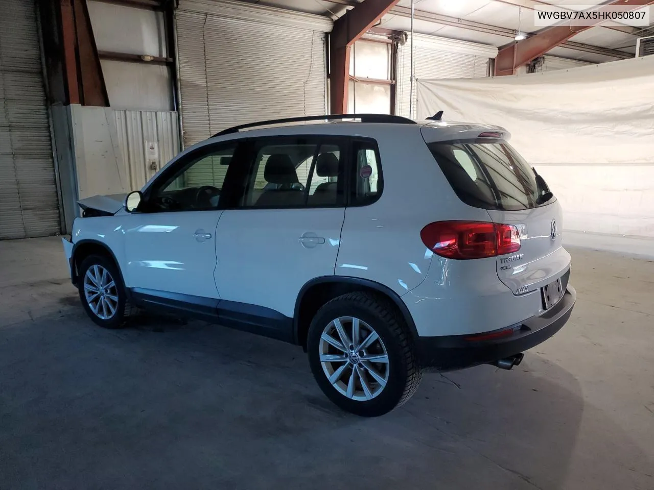 2017 Volkswagen Tiguan S VIN: WVGBV7AX5HK050807 Lot: 76155734