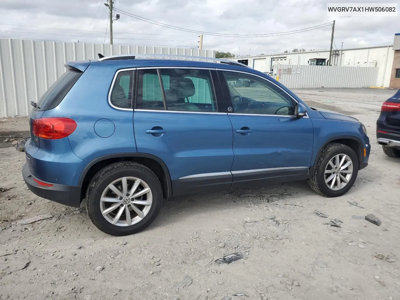 2017 Volkswagen Tiguan Wolfsburg VIN: WVGRV7AX1HW506082 Lot: 79322504