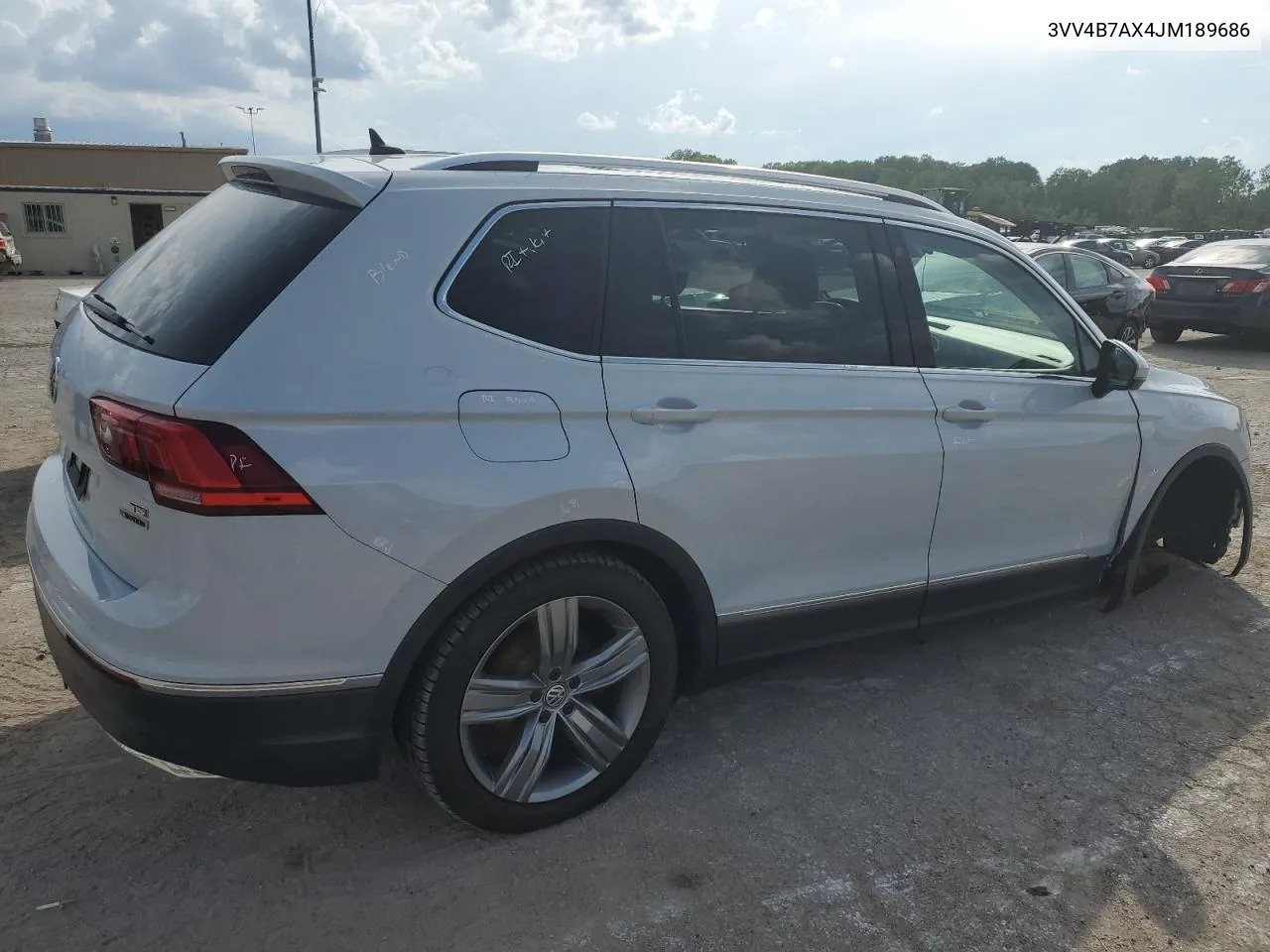 2018 Volkswagen Tiguan Sel Premium VIN: 3VV4B7AX4JM189686 Lot: 56637274