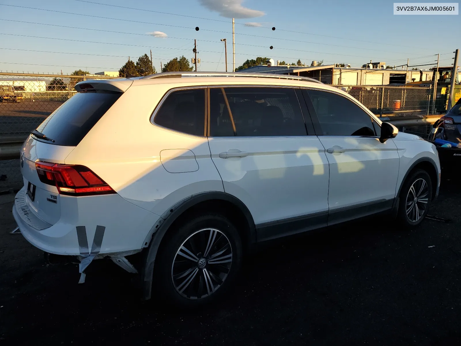 2018 Volkswagen Tiguan Se VIN: 3VV2B7AX6JM005601 Lot: 67496694