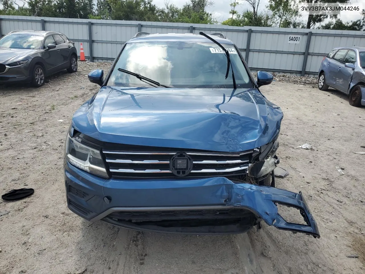 3VV3B7AX3JM044246 2018 Volkswagen Tiguan Se