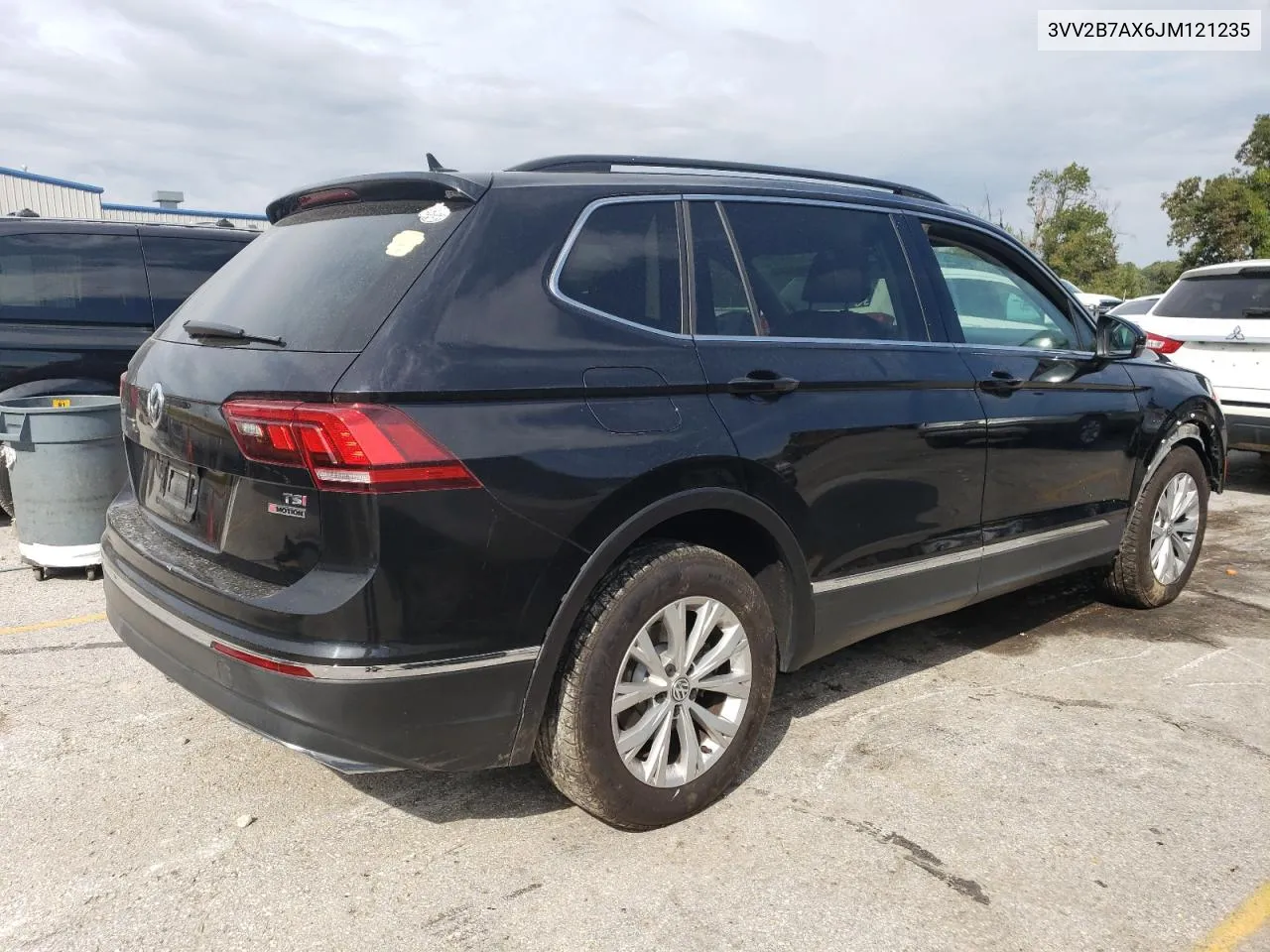 2018 Volkswagen Tiguan Se VIN: 3VV2B7AX6JM121235 Lot: 71652464