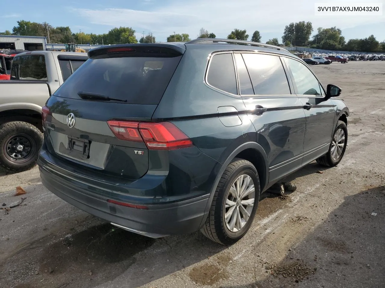 2018 Volkswagen Tiguan S VIN: 3VV1B7AX9JM043240 Lot: 72519764