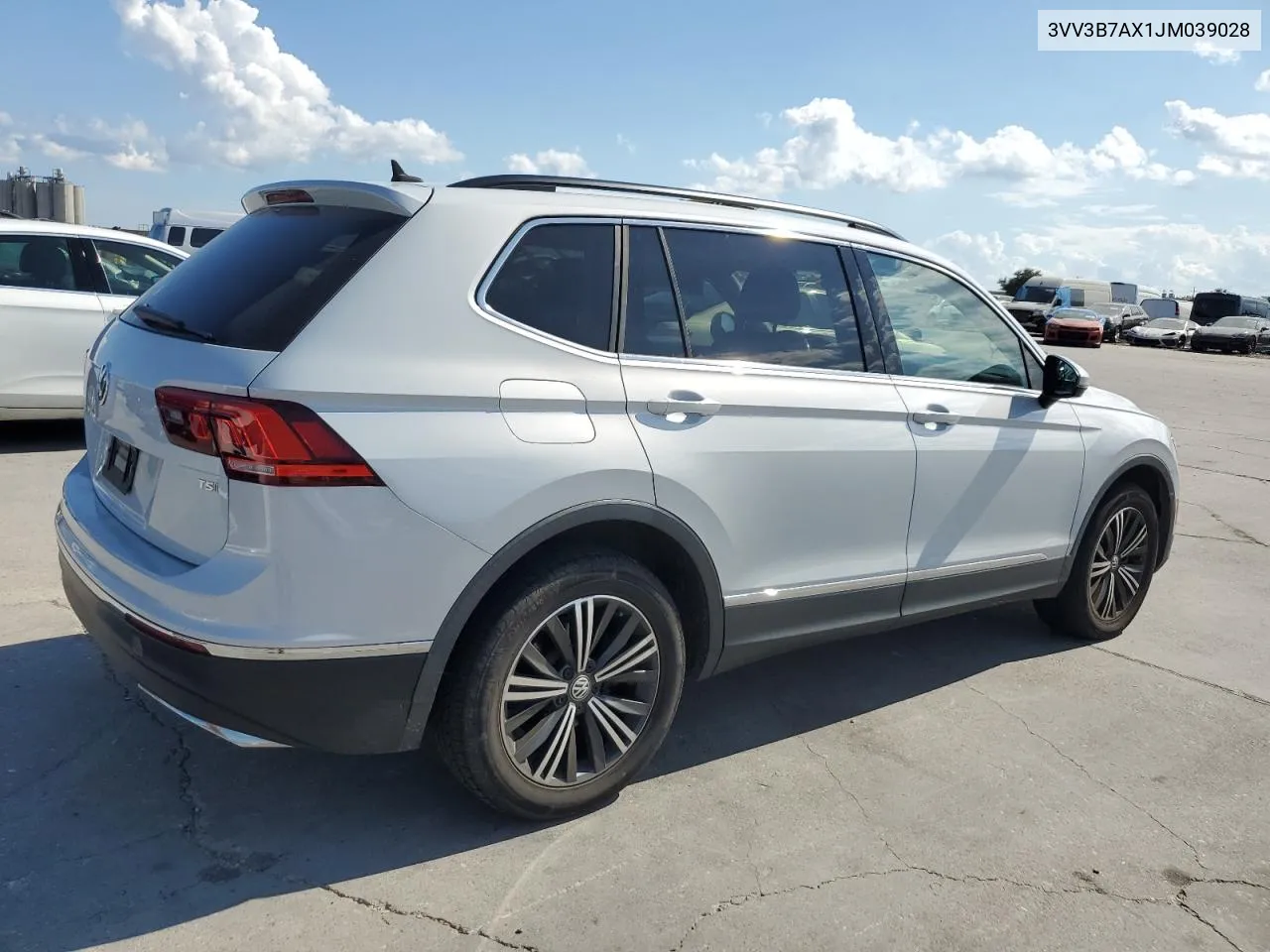 2018 Volkswagen Tiguan Se VIN: 3VV3B7AX1JM039028 Lot: 72551144