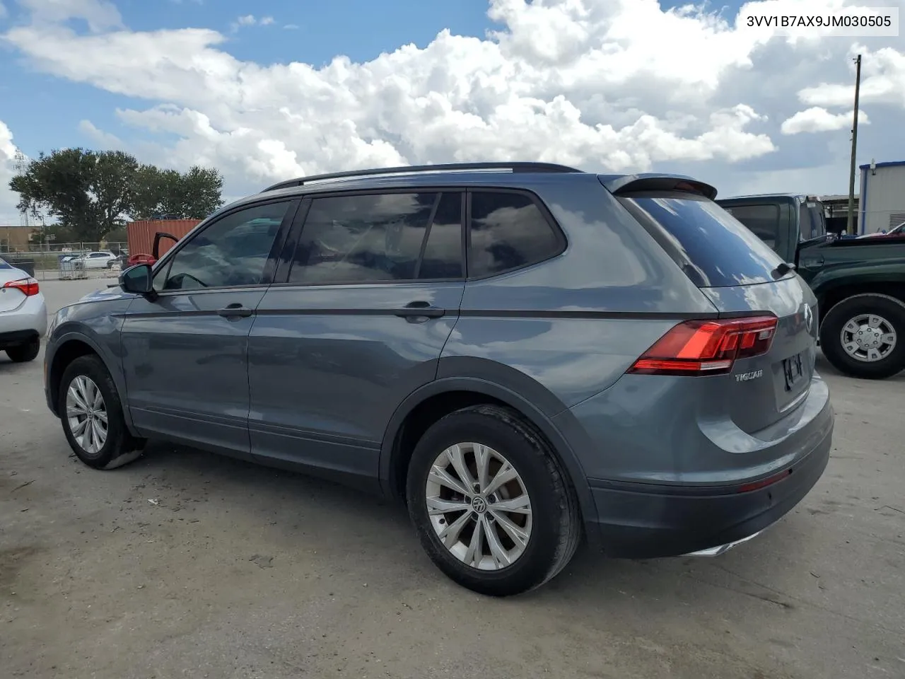 3VV1B7AX9JM030505 2018 Volkswagen Tiguan S