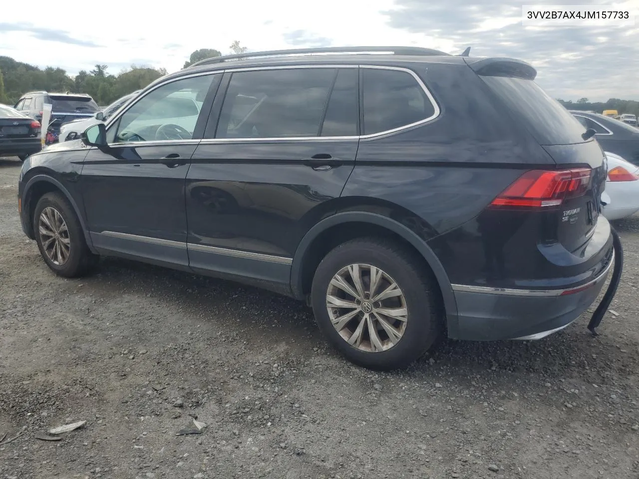 3VV2B7AX4JM157733 2018 Volkswagen Tiguan Se