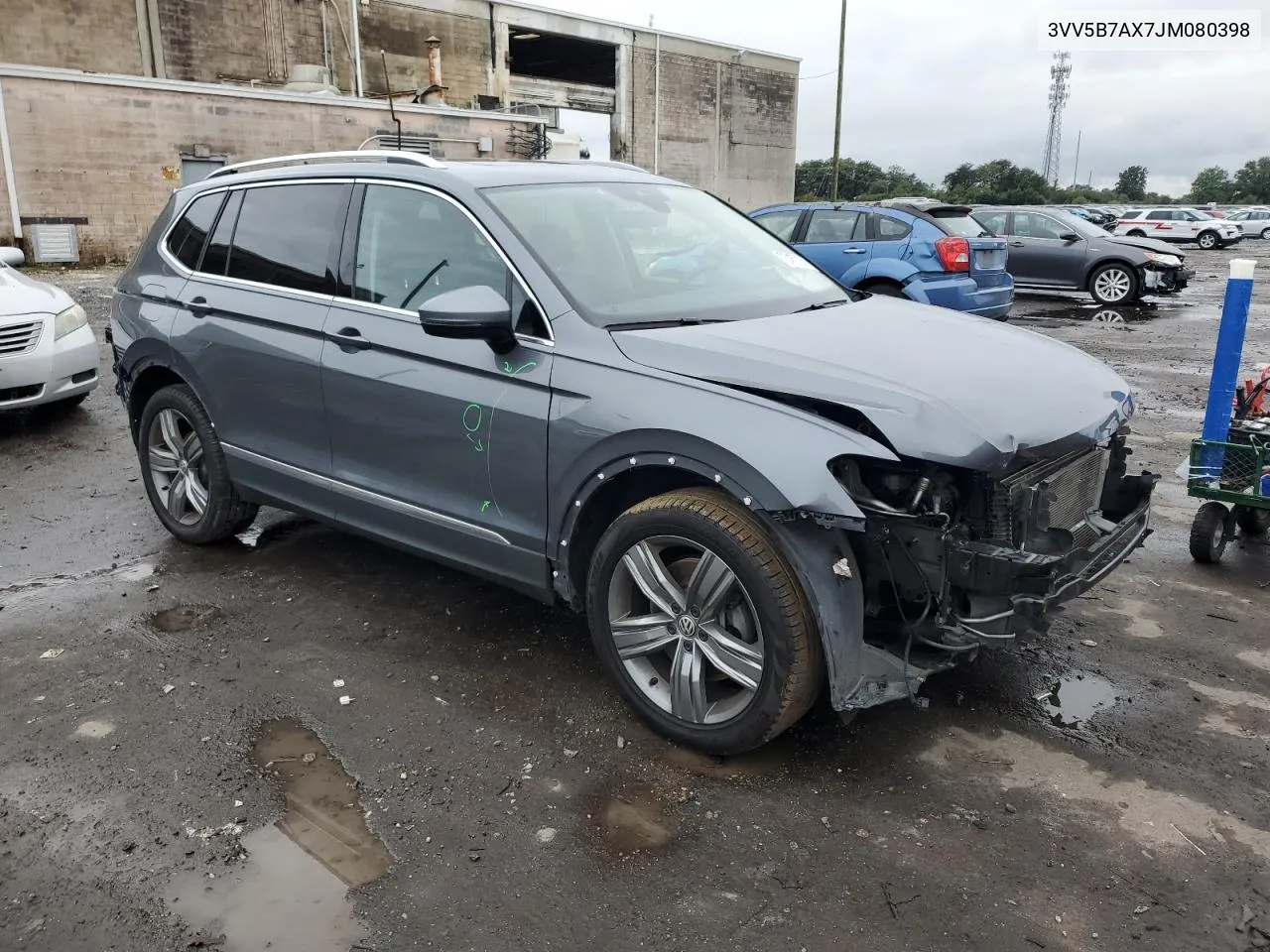 3VV5B7AX7JM080398 2018 Volkswagen Tiguan Sel Premium