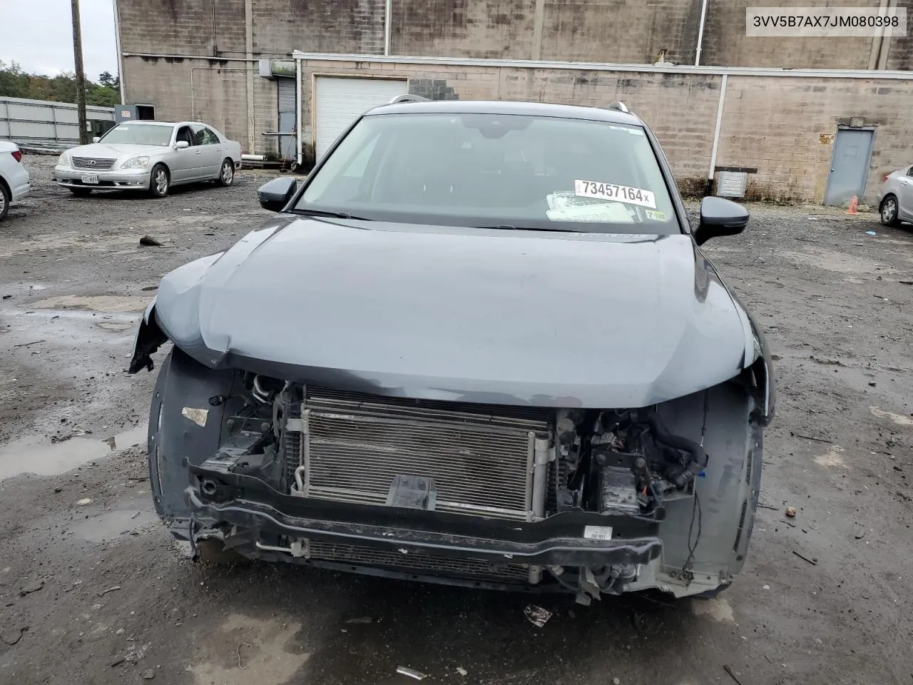 3VV5B7AX7JM080398 2018 Volkswagen Tiguan Sel Premium