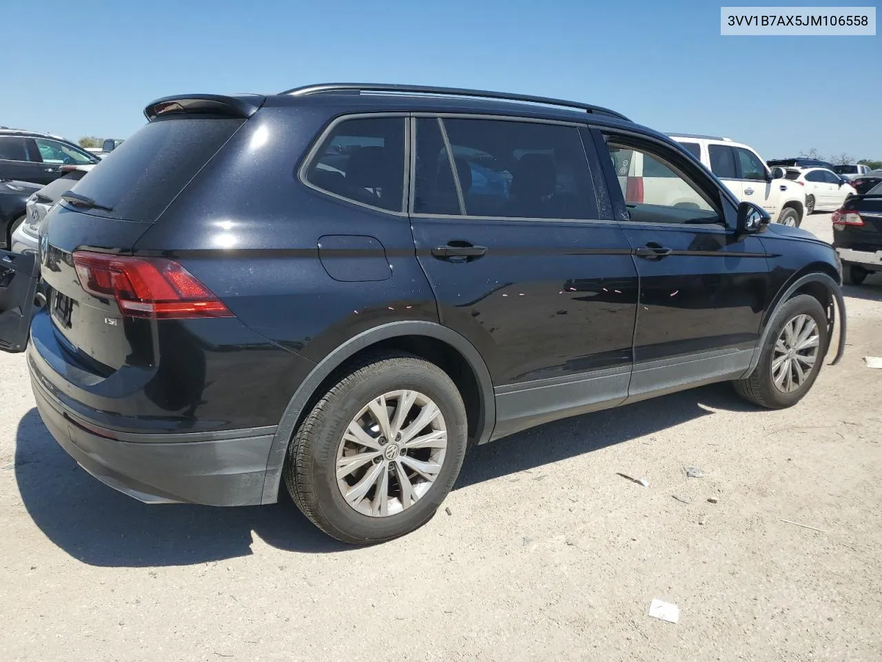 3VV1B7AX5JM106558 2018 Volkswagen Tiguan S