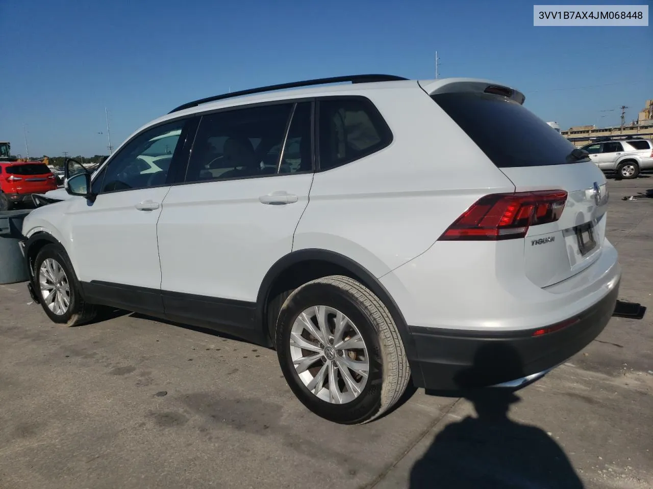 3VV1B7AX4JM068448 2018 Volkswagen Tiguan S