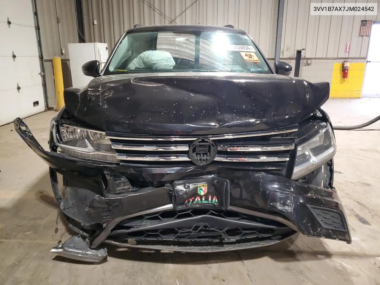 2018 Volkswagen Tiguan S VIN: 3VV1B7AX7JM024542 Lot: 74458894