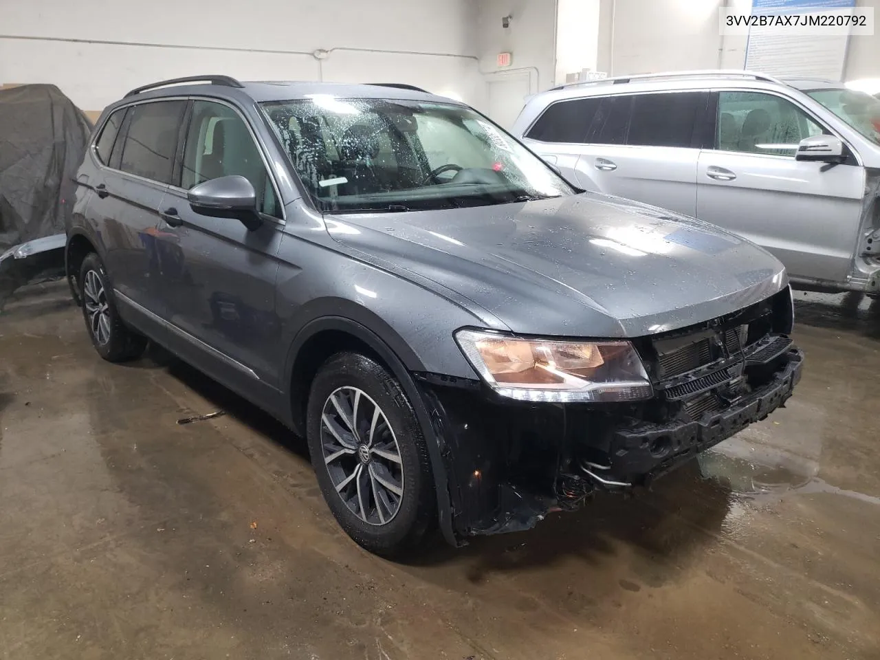 2018 Volkswagen Tiguan Se VIN: 3VV2B7AX7JM220792 Lot: 80335774