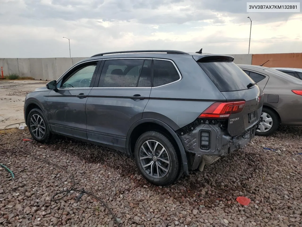 3VV3B7AX7KM132881 2019 Volkswagen Tiguan Se