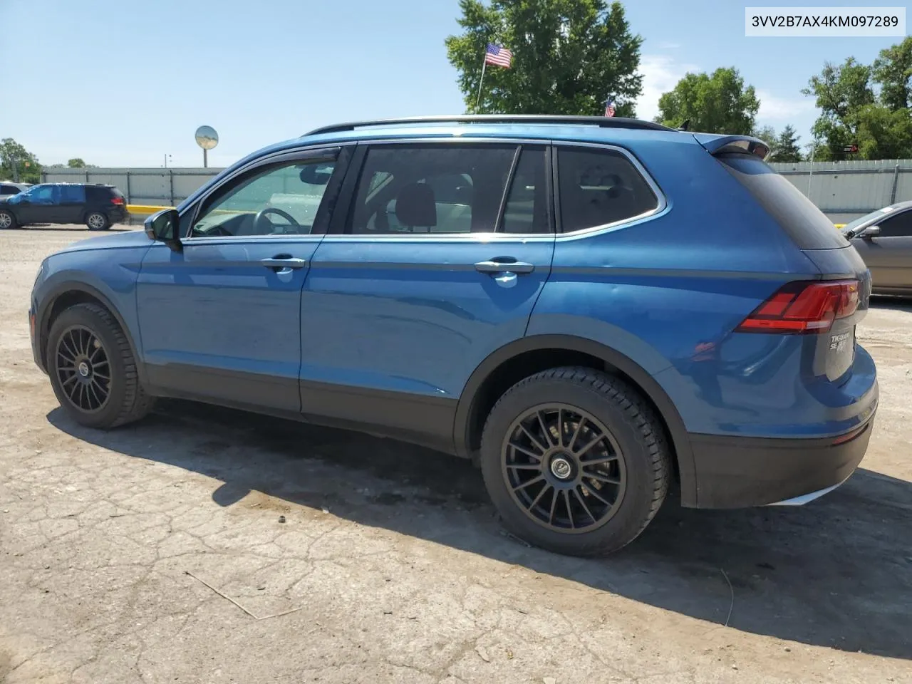 3VV2B7AX4KM097289 2019 Volkswagen Tiguan Se