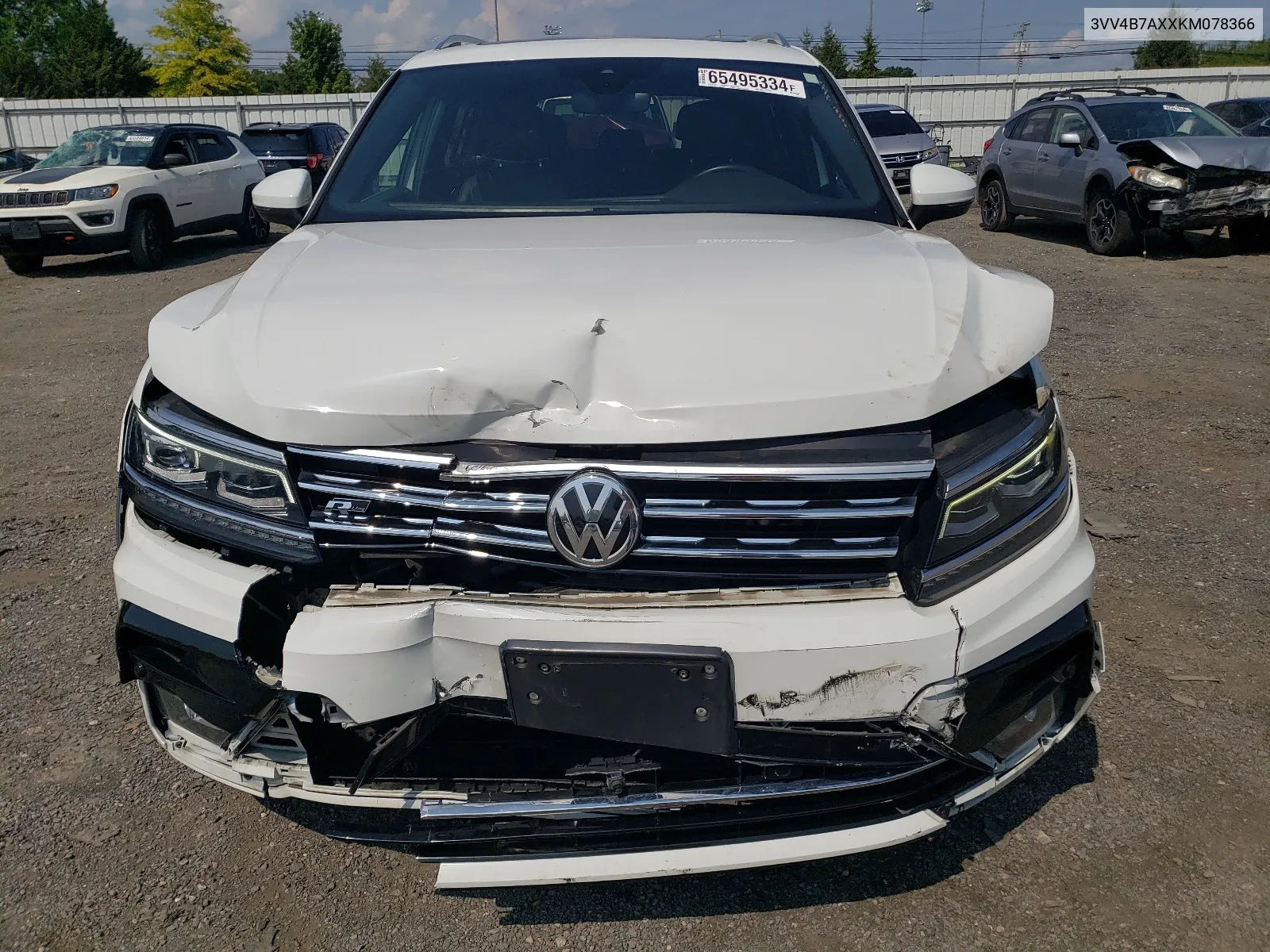 3VV4B7AXXKM078366 2019 Volkswagen Tiguan Sel Premium