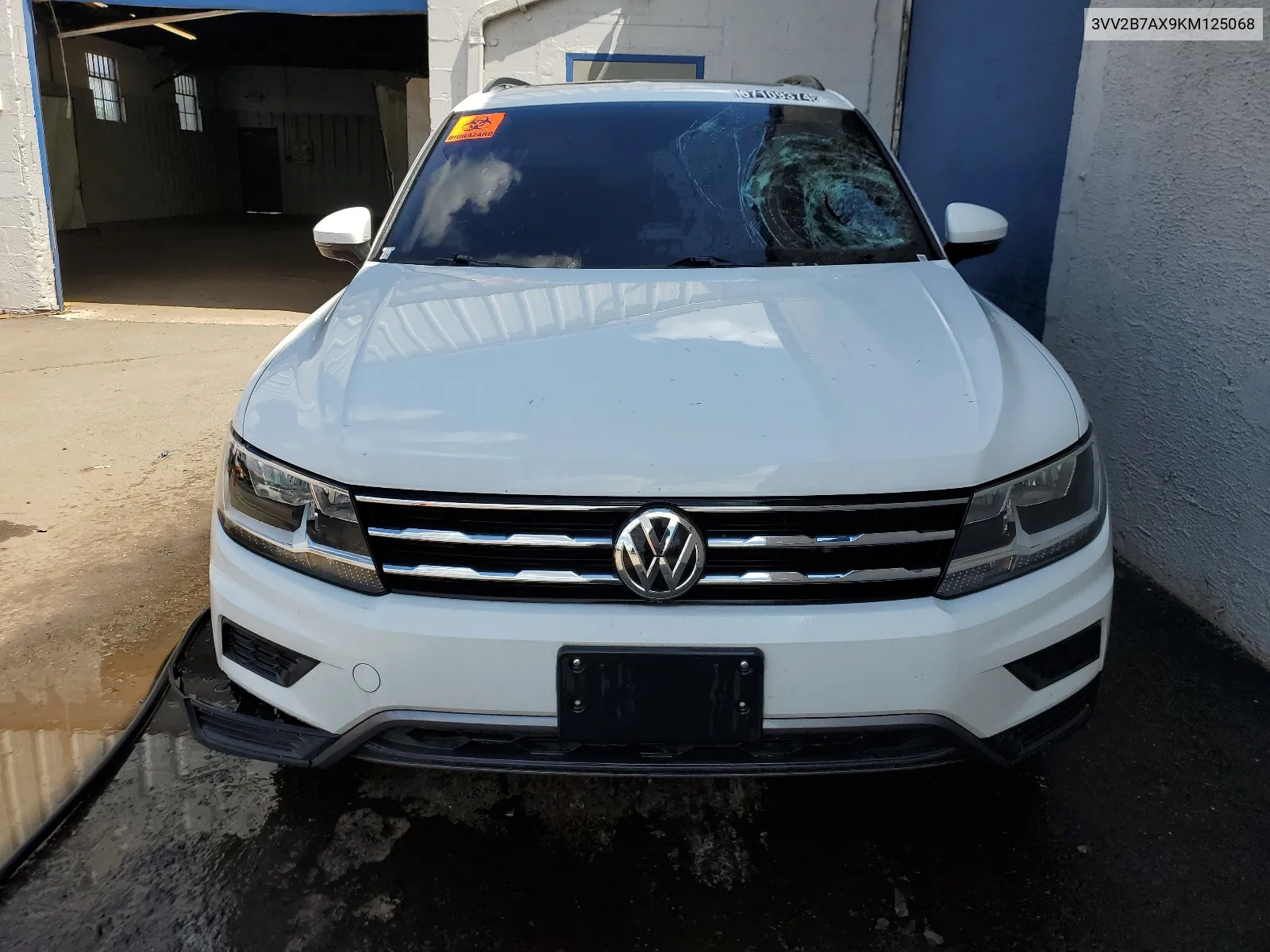 3VV2B7AX9KM125068 2019 Volkswagen Tiguan Se