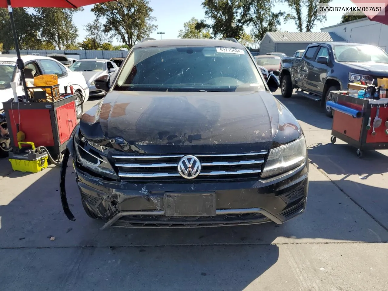 3VV3B7AX4KM067651 2019 Volkswagen Tiguan Se