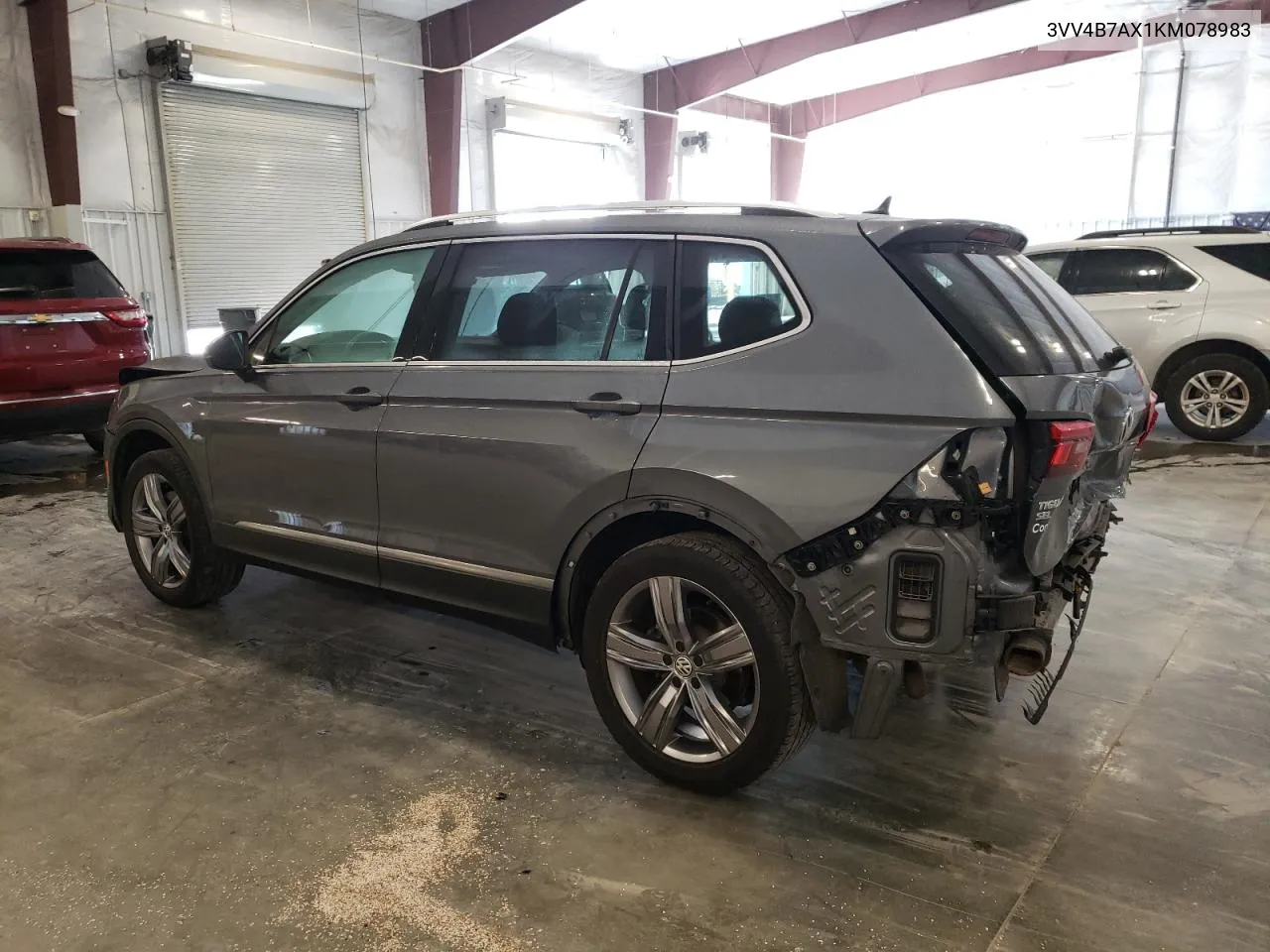 3VV4B7AX1KM078983 2019 Volkswagen Tiguan Sel Premium