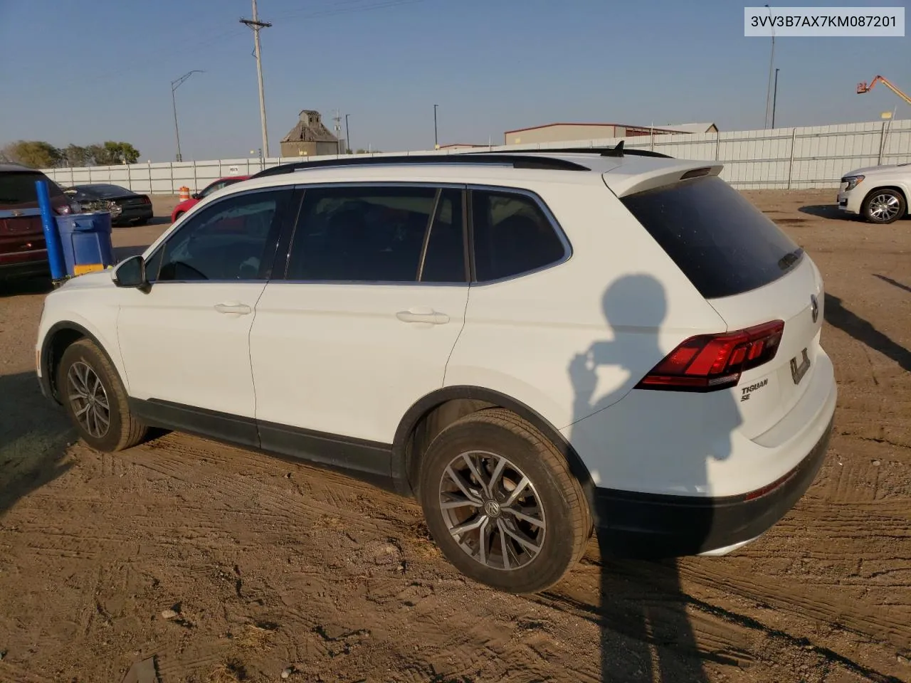 3VV3B7AX7KM087201 2019 Volkswagen Tiguan Se