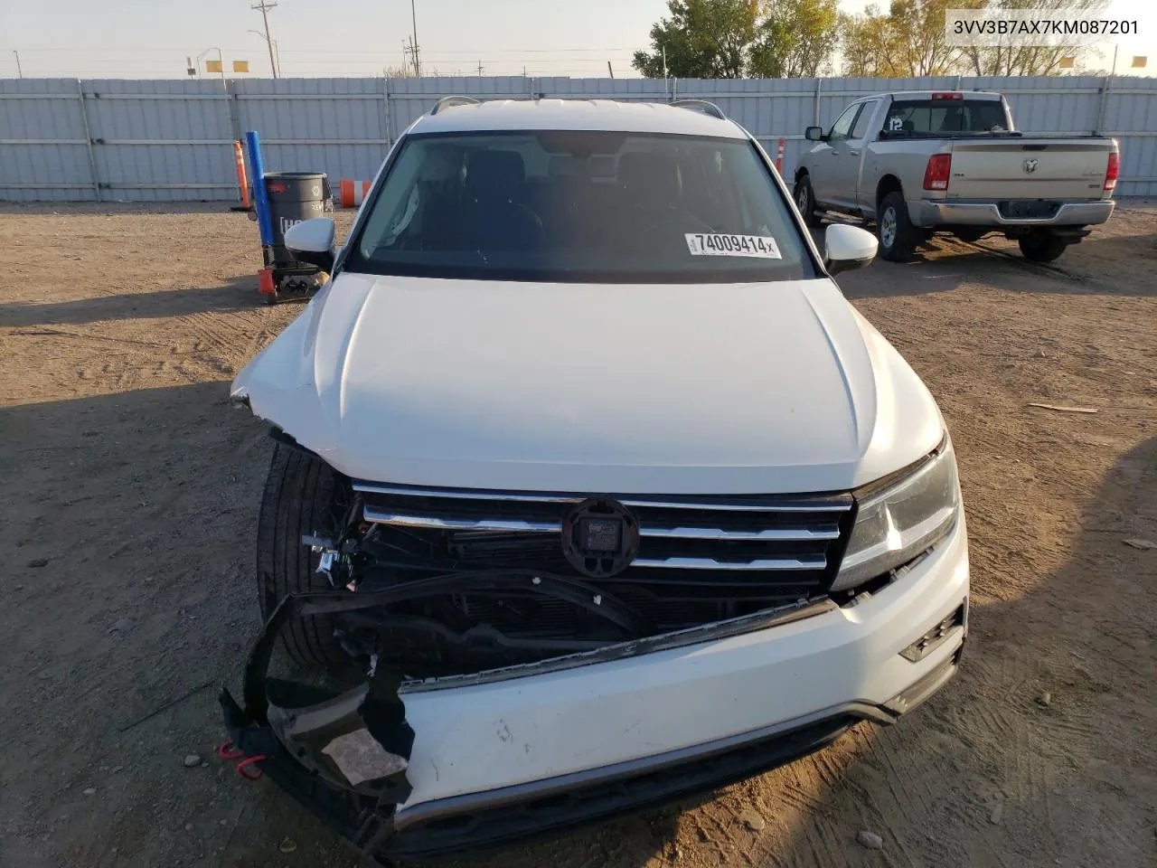 3VV3B7AX7KM087201 2019 Volkswagen Tiguan Se