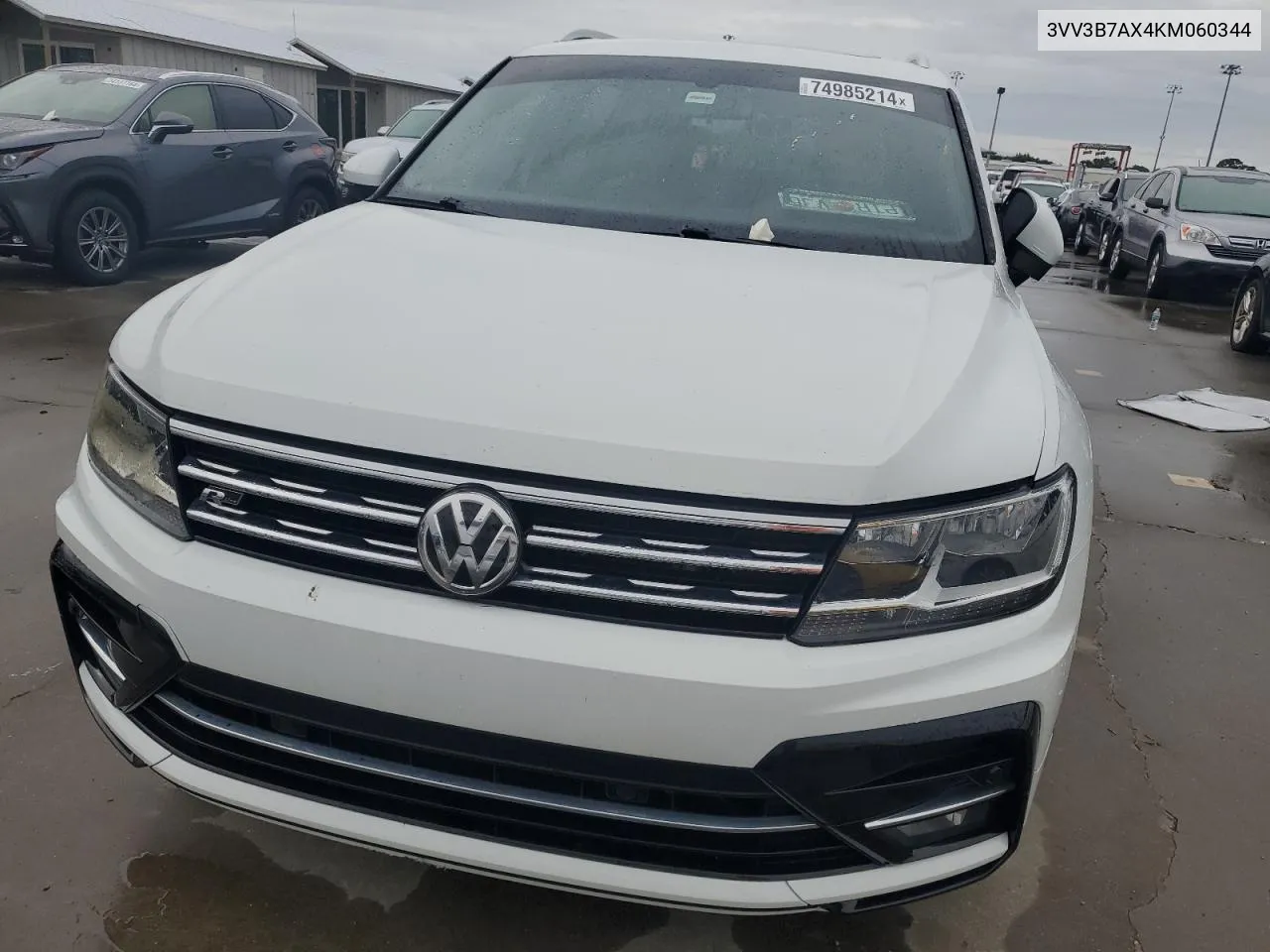 3VV3B7AX4KM060344 2019 Volkswagen Tiguan Se