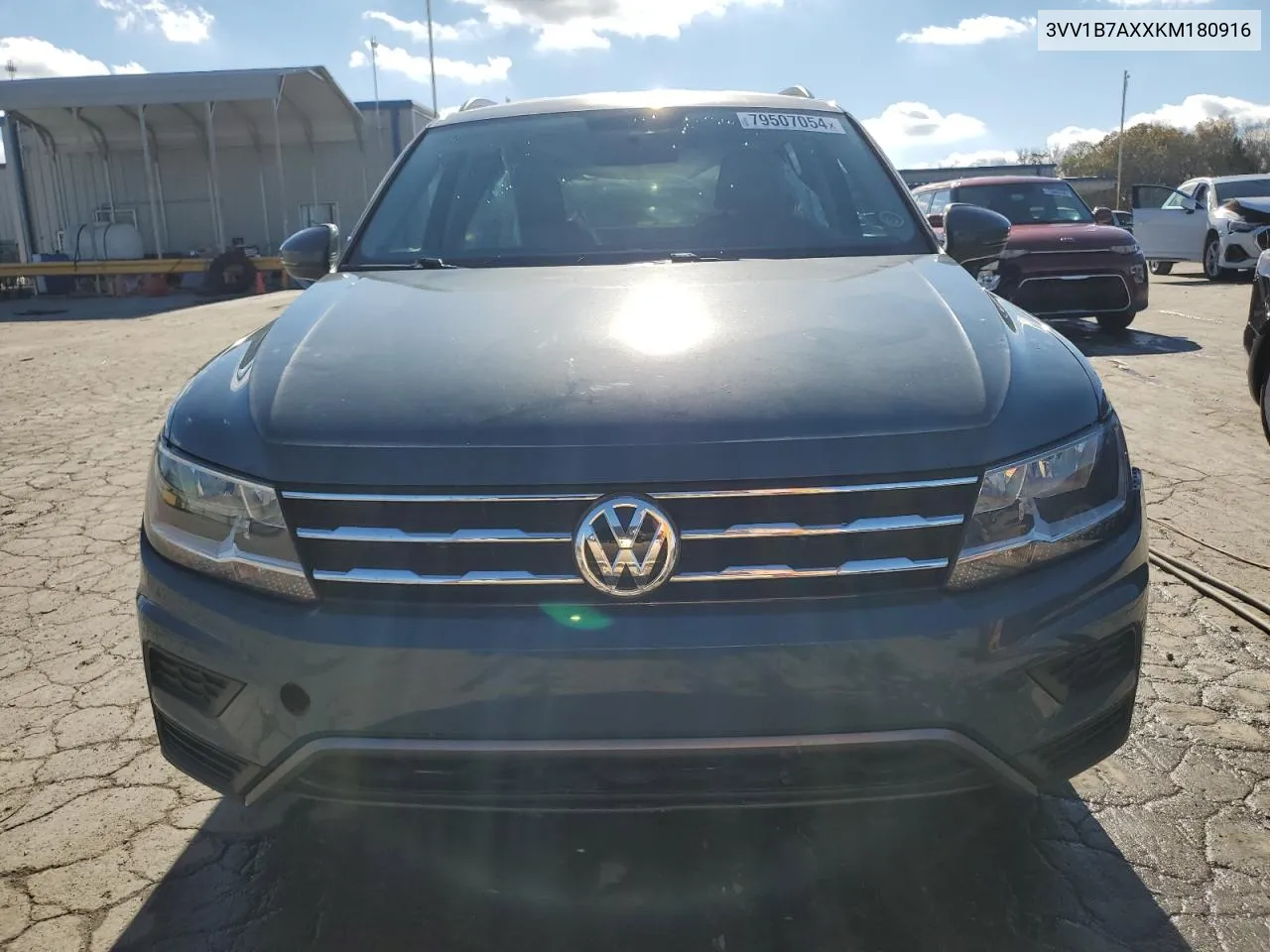 2019 Volkswagen Tiguan S VIN: 3VV1B7AXXKM180916 Lot: 79507054