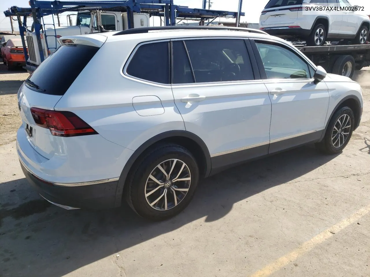 3VV3B7AX4LM002672 2020 Volkswagen Tiguan Se