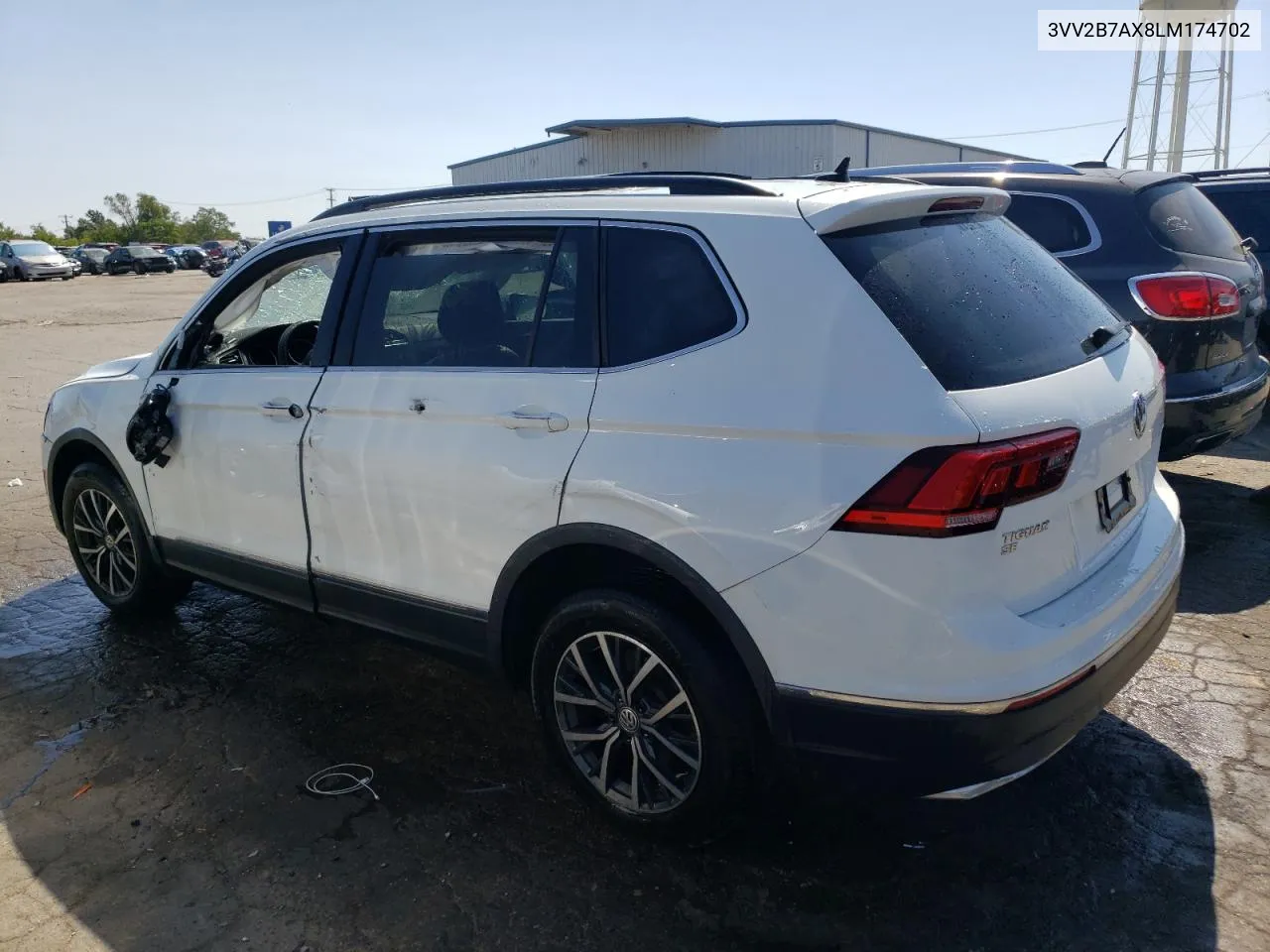 3VV2B7AX8LM174702 2020 Volkswagen Tiguan Se