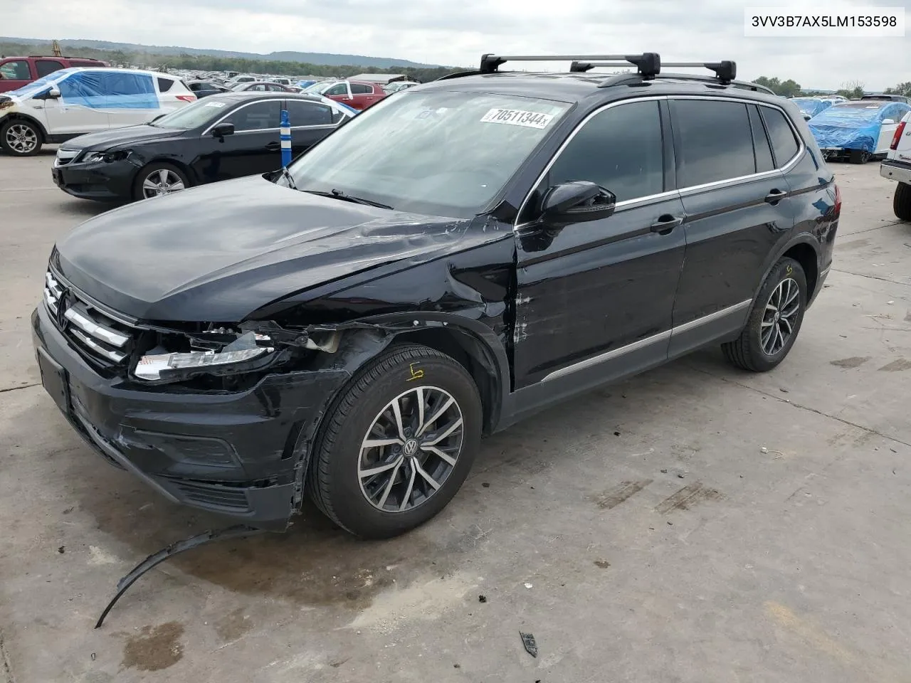 3VV3B7AX5LM153598 2020 Volkswagen Tiguan Se