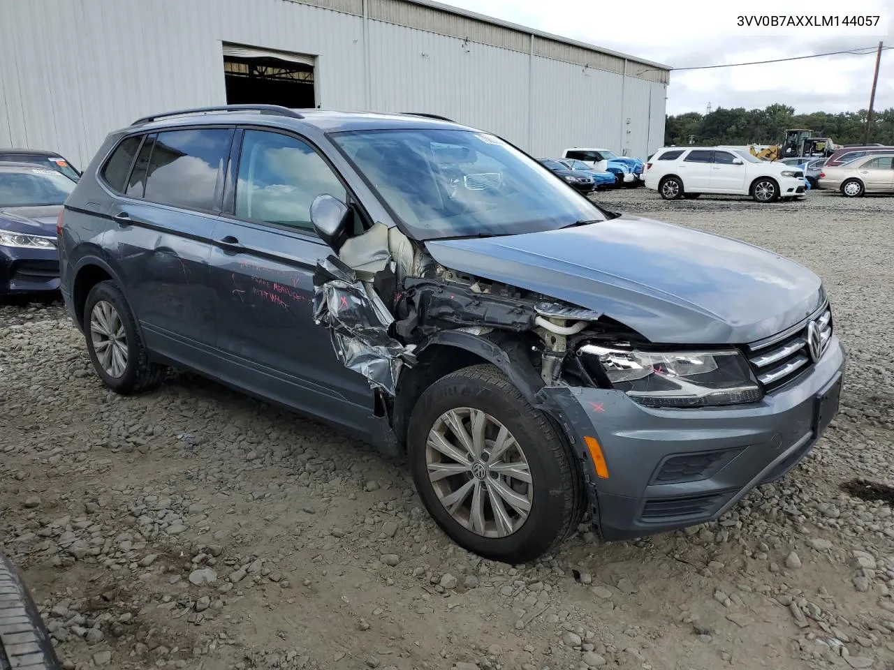 3VV0B7AXXLM144057 2020 Volkswagen Tiguan S