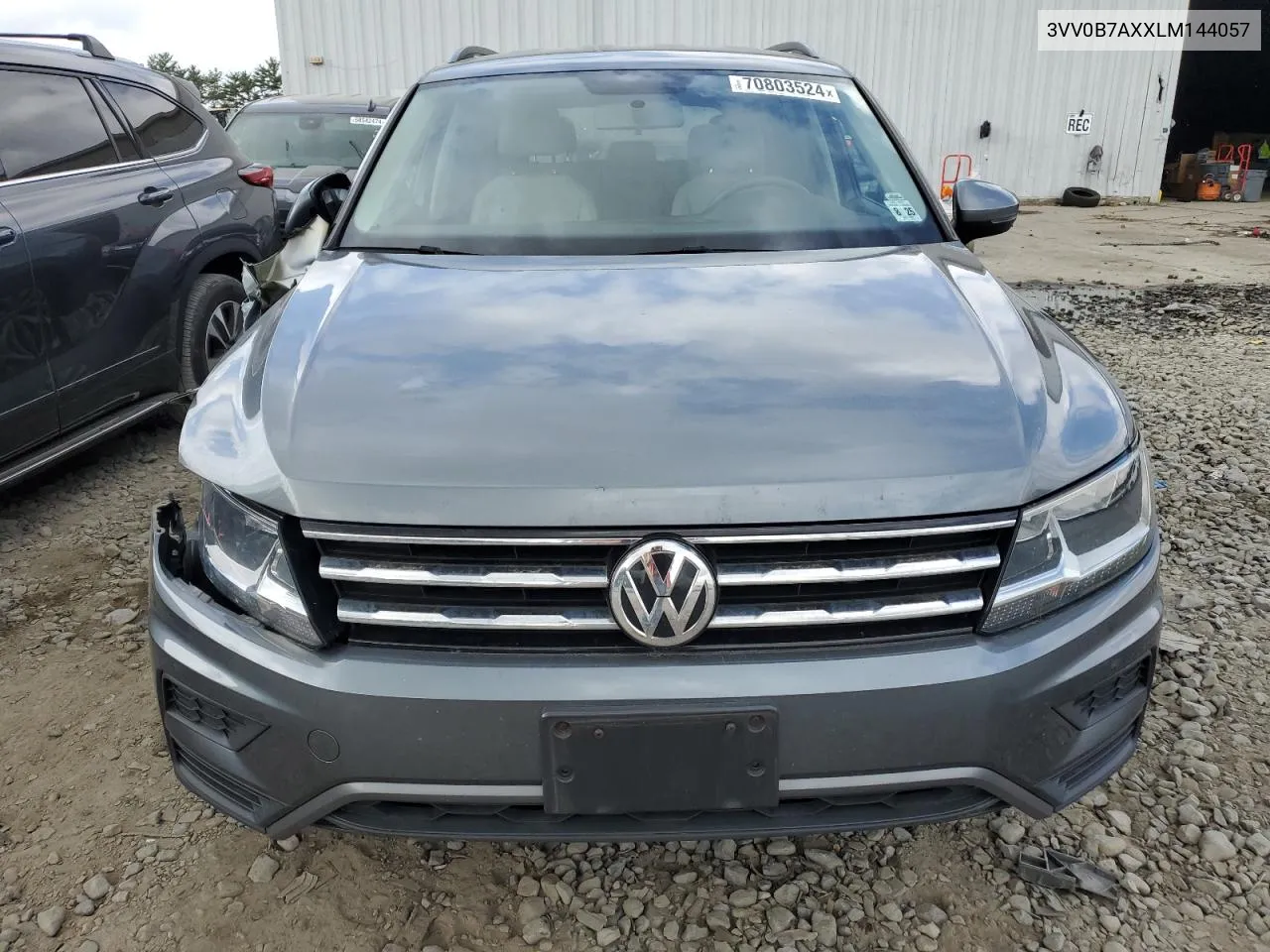 3VV0B7AXXLM144057 2020 Volkswagen Tiguan S