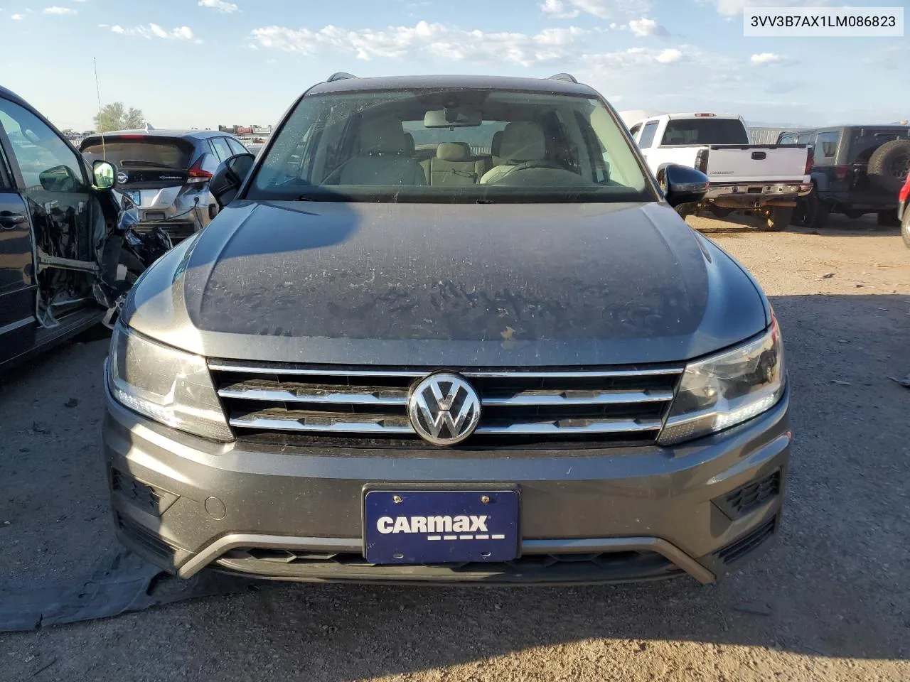 3VV3B7AX1LM086823 2020 Volkswagen Tiguan Se