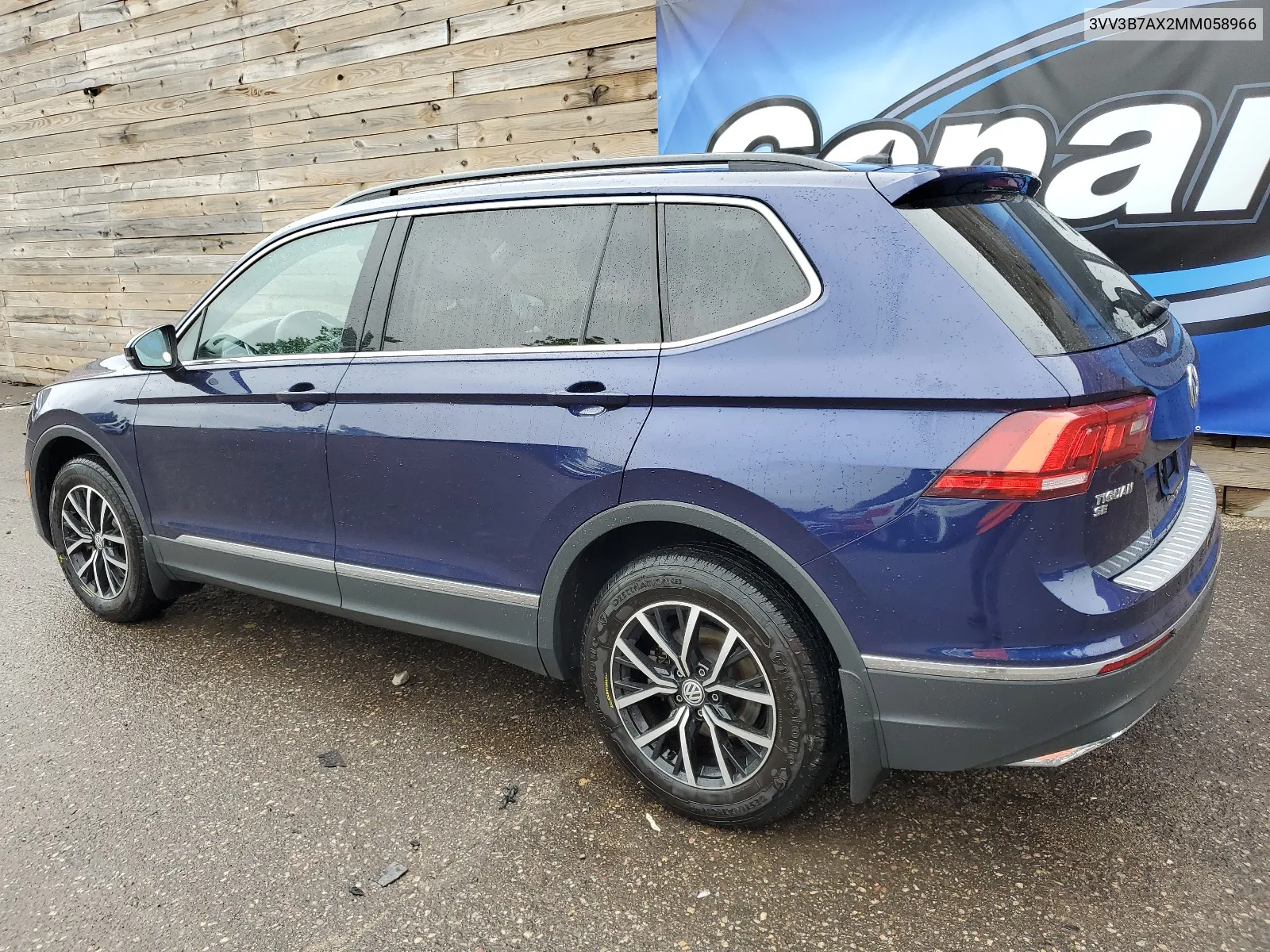 3VV3B7AX2MM058966 2021 Volkswagen Tiguan Se