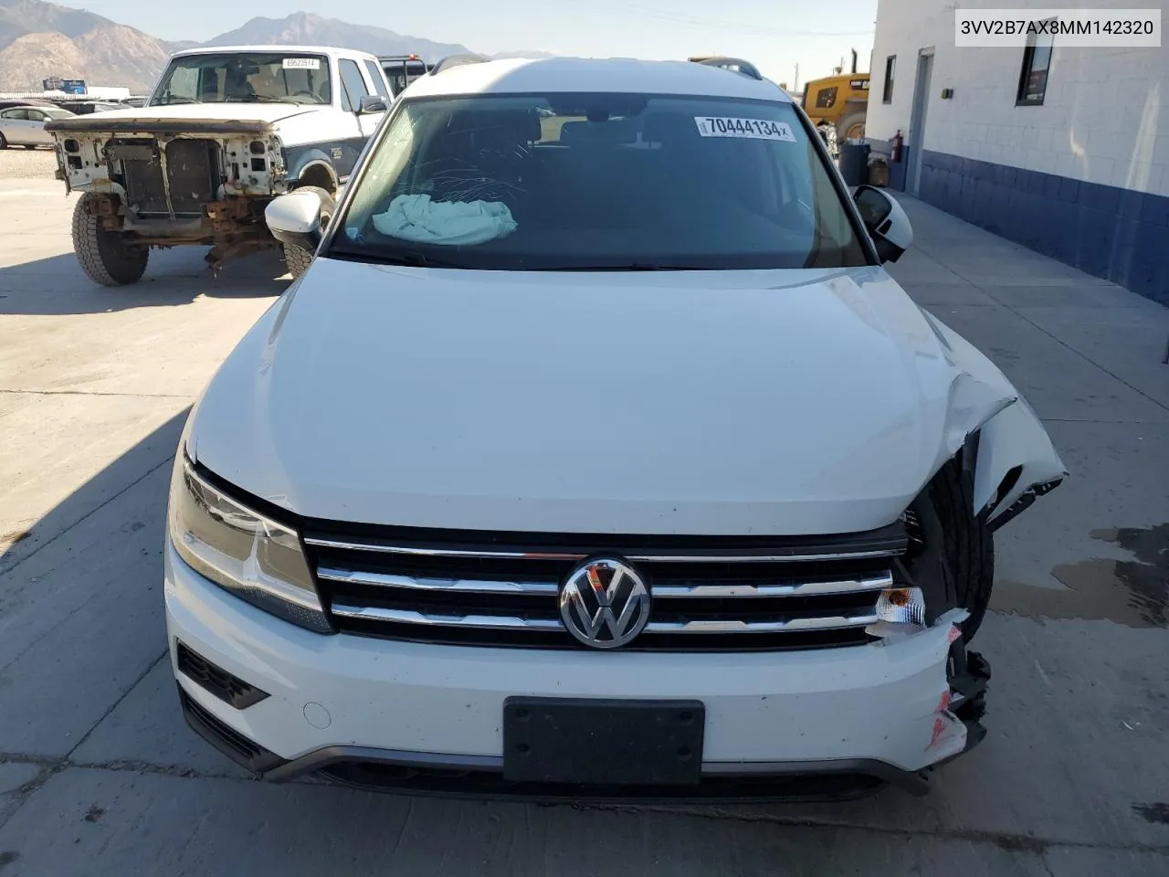 3VV2B7AX8MM142320 2021 Volkswagen Tiguan Se