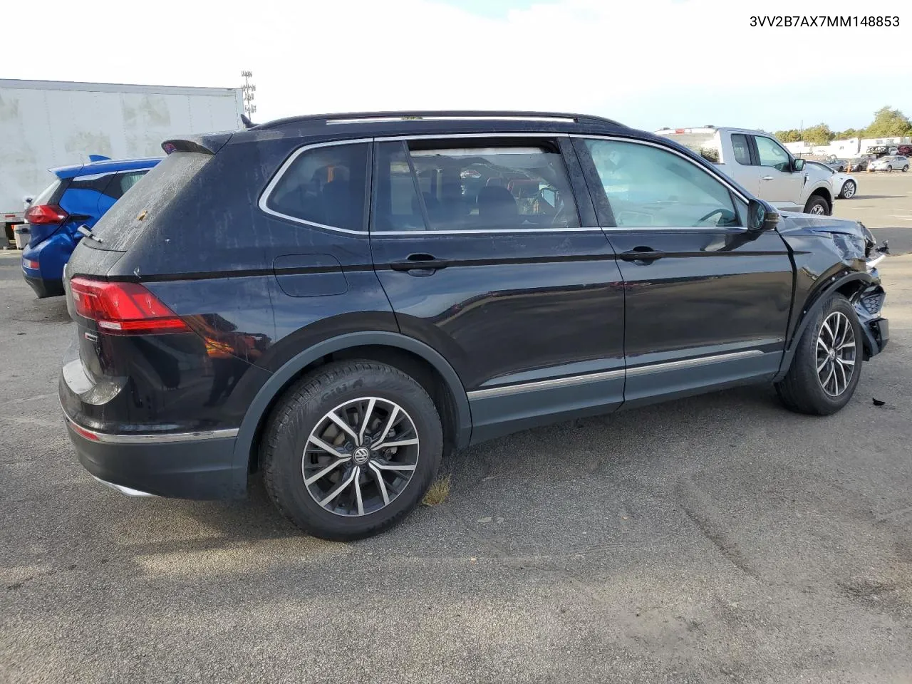 3VV2B7AX7MM148853 2021 Volkswagen Tiguan Se