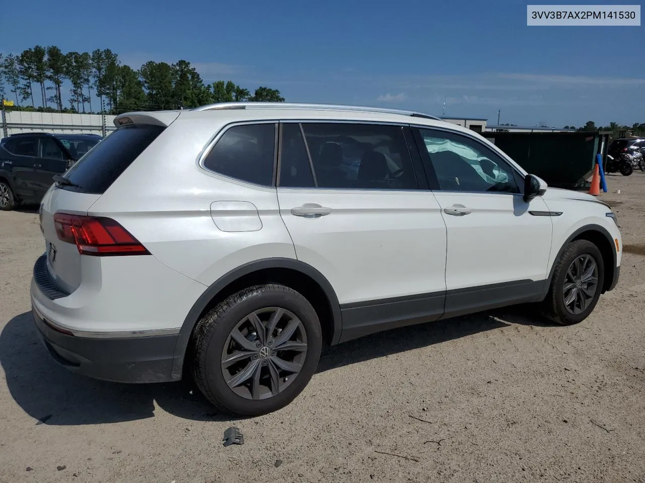 3VV3B7AX2PM141530 2023 Volkswagen Tiguan Se