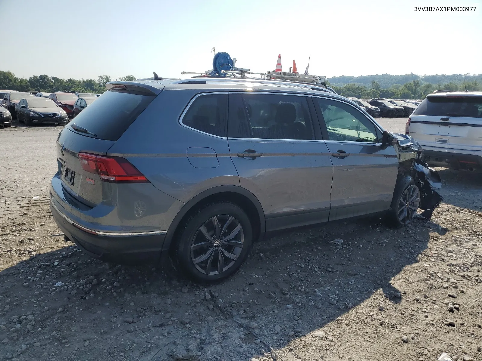 3VV3B7AX1PM003977 2023 Volkswagen Tiguan Se