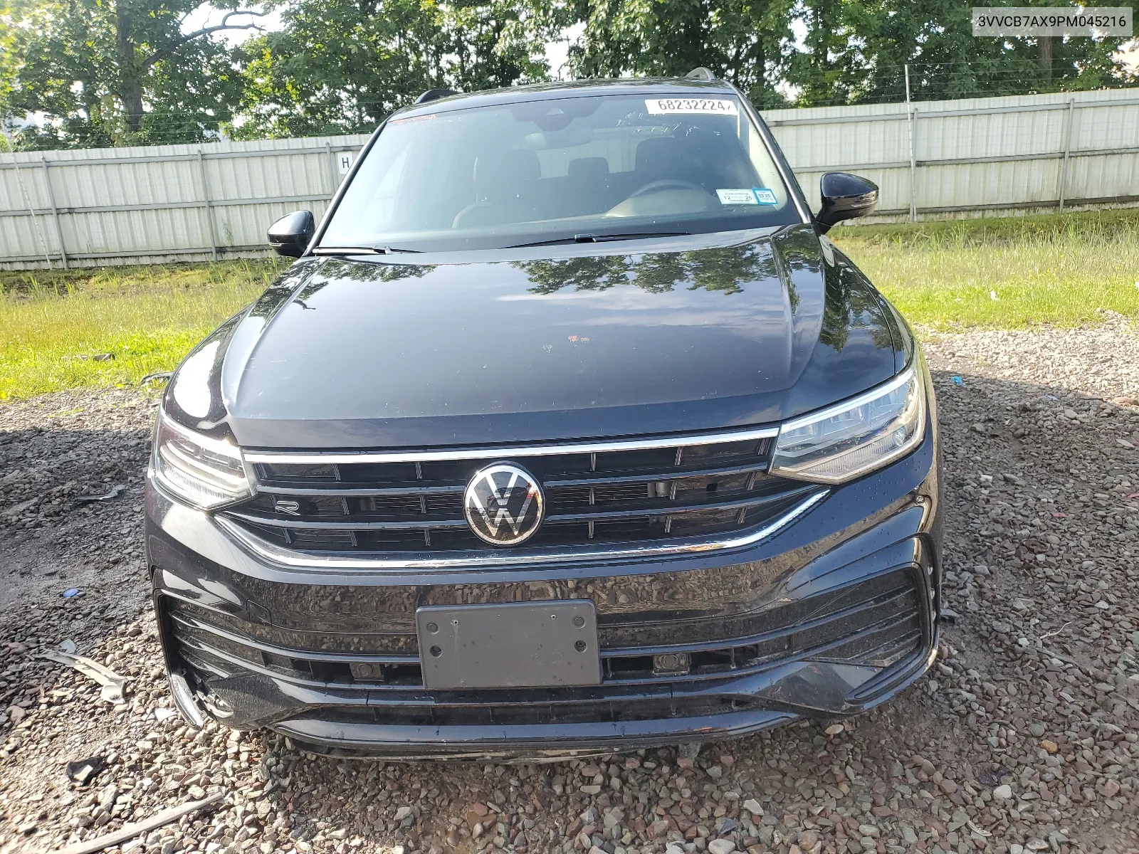 3VVCB7AX9PM045216 2023 Volkswagen Tiguan Se R-Line Black