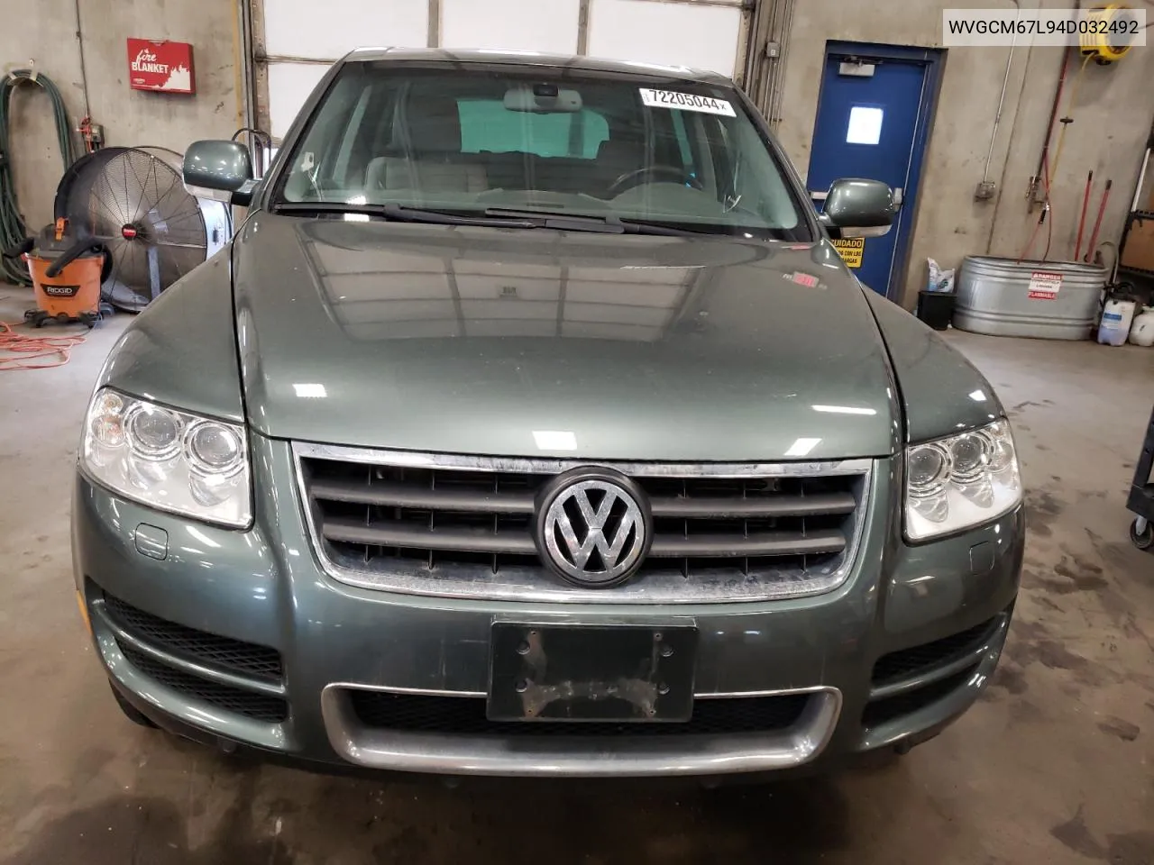 2004 Volkswagen Touareg 4.2 VIN: WVGCM67L94D032492 Lot: 72205044