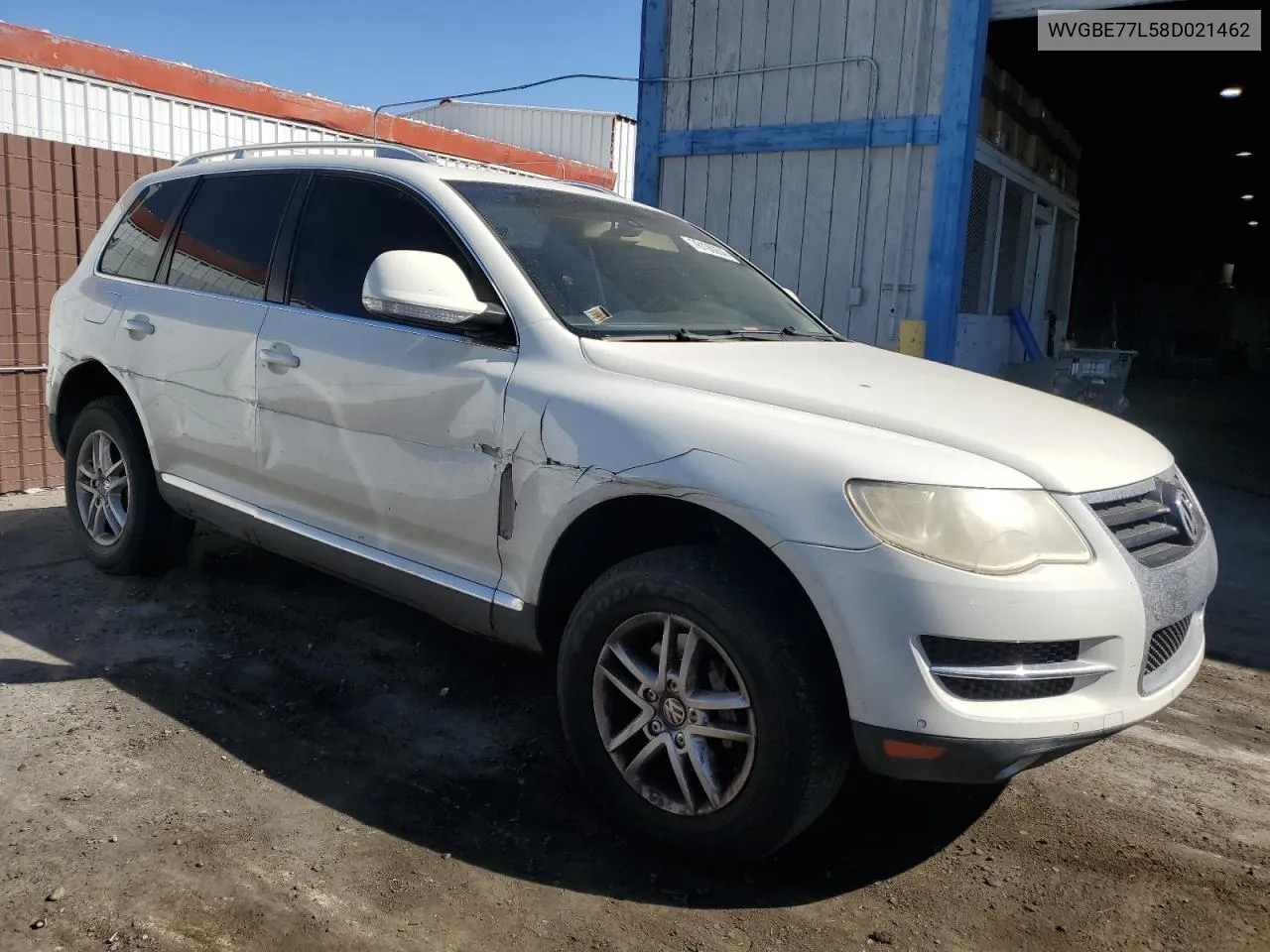 2008 Volkswagen Touareg 2 V6 VIN: WVGBE77L58D021462 Lot: 76198934