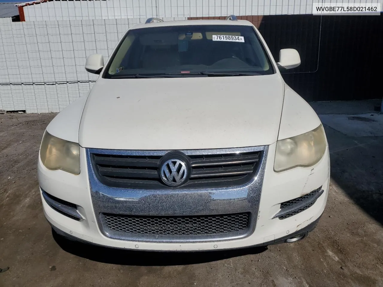 2008 Volkswagen Touareg 2 V6 VIN: WVGBE77L58D021462 Lot: 76198934