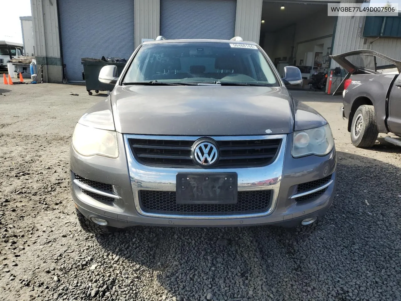 2009 Volkswagen Touareg 2 V6 VIN: WVGBE77L49D007506 Lot: 50488144