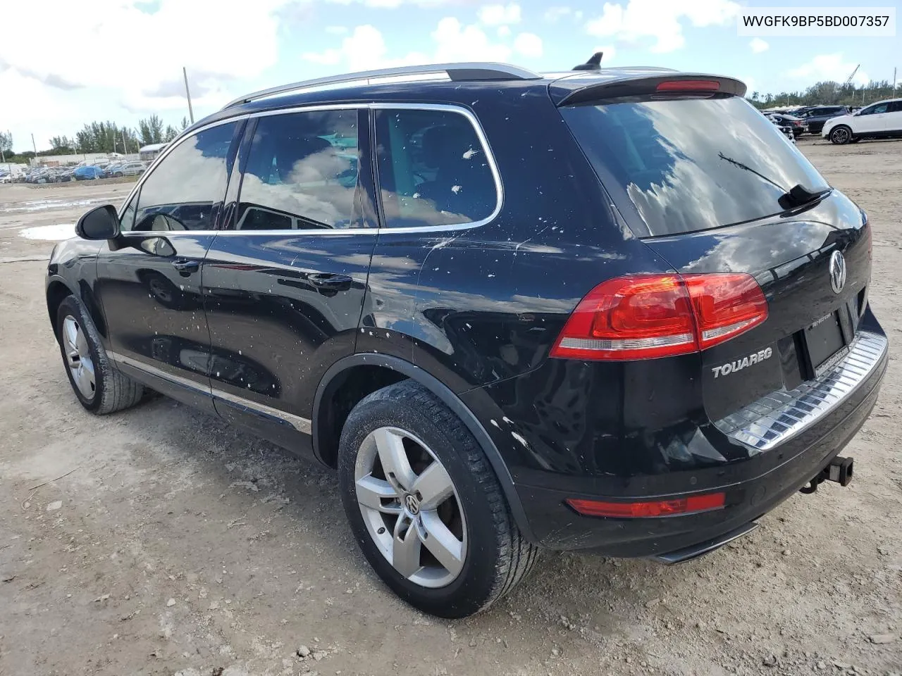 2011 Volkswagen Touareg V6 Tdi VIN: WVGFK9BP5BD007357 Lot: 77065434