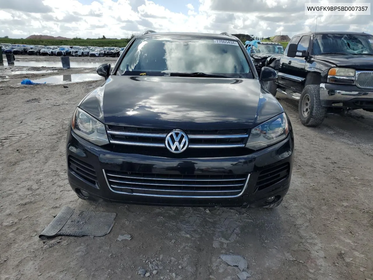 2011 Volkswagen Touareg V6 Tdi VIN: WVGFK9BP5BD007357 Lot: 77065434