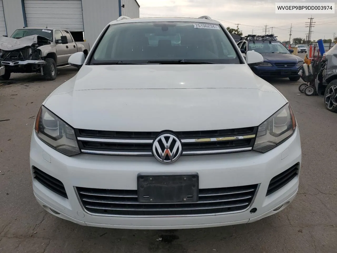 2013 Volkswagen Touareg V6 Tdi VIN: WVGEP9BP9DD003974 Lot: 75106234