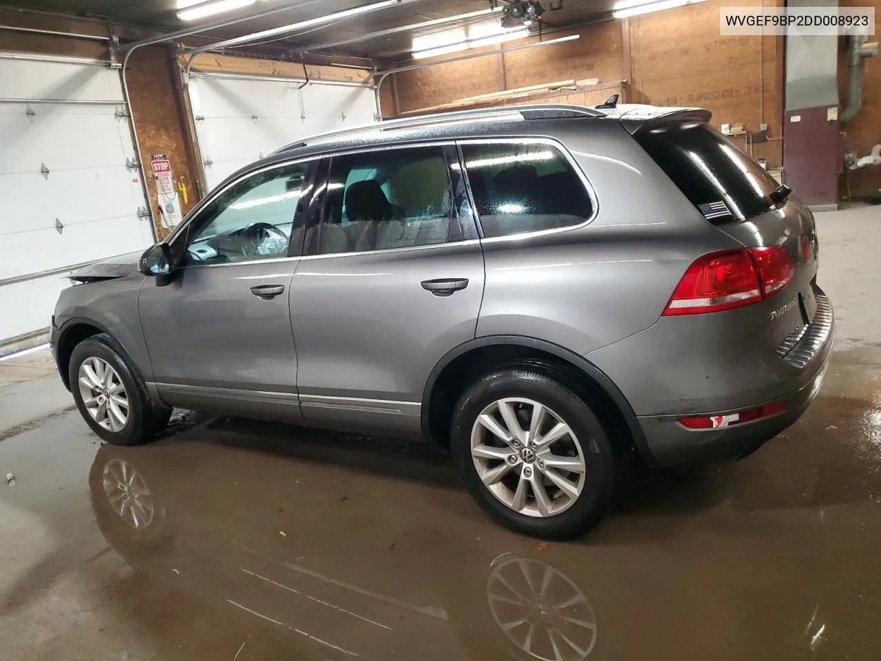 2013 Volkswagen Touareg V6 VIN: WVGEF9BP2DD008923 Lot: 75800144