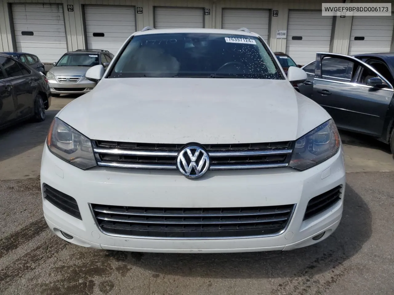 2013 Volkswagen Touareg V6 VIN: WVGEF9BP8DD006173 Lot: 76397124