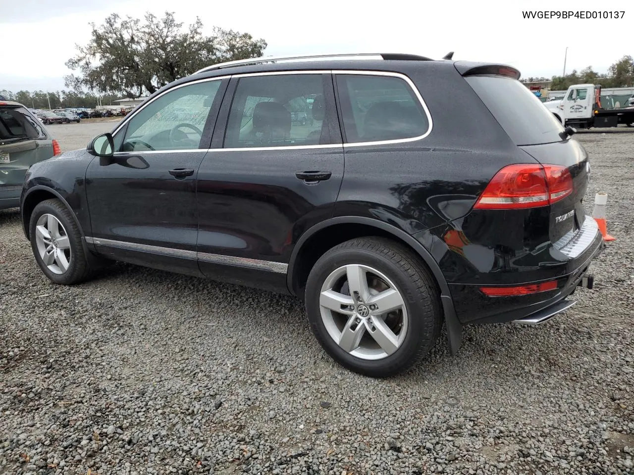 2014 Volkswagen Touareg V6 Tdi VIN: WVGEP9BP4ED010137 Lot: 79086844