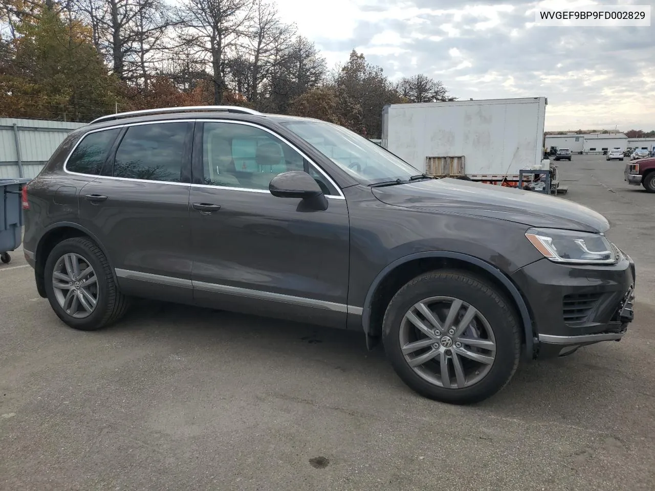 2015 Volkswagen Touareg V6 VIN: WVGEF9BP9FD002829 Lot: 75290454