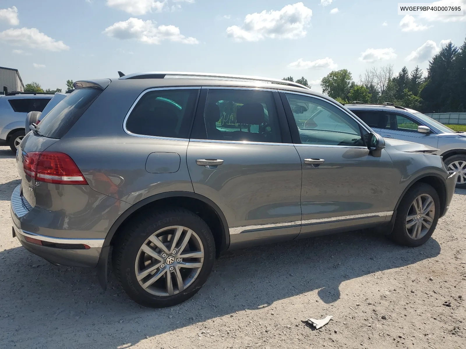 WVGEF9BP4GD007695 2016 Volkswagen Touareg Sport